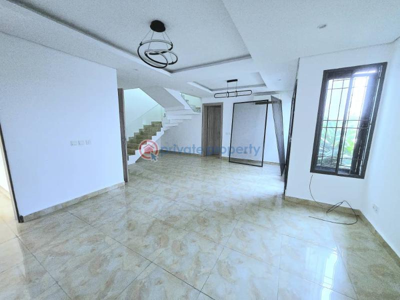 Water front service 4-bedroom terrace - 2 4 bedroom Terraced Duplex For Rent Lekki Phase 1 Lagos - 2