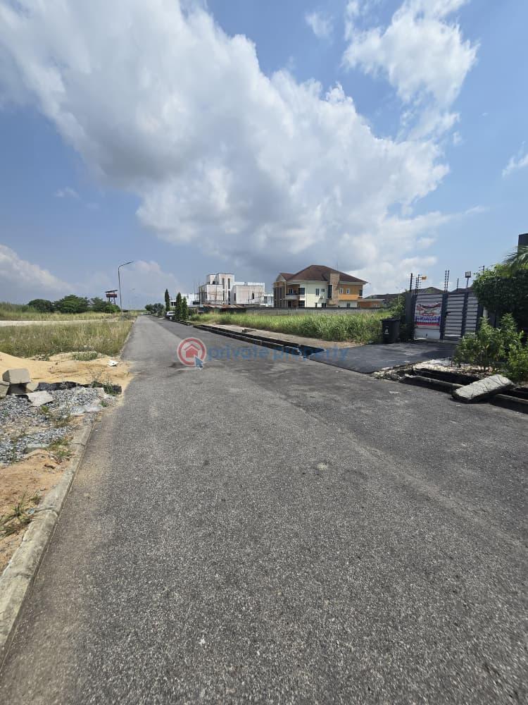 Land For Sale Pinnock Beach Estate Osapa Lekki Lagos - 5