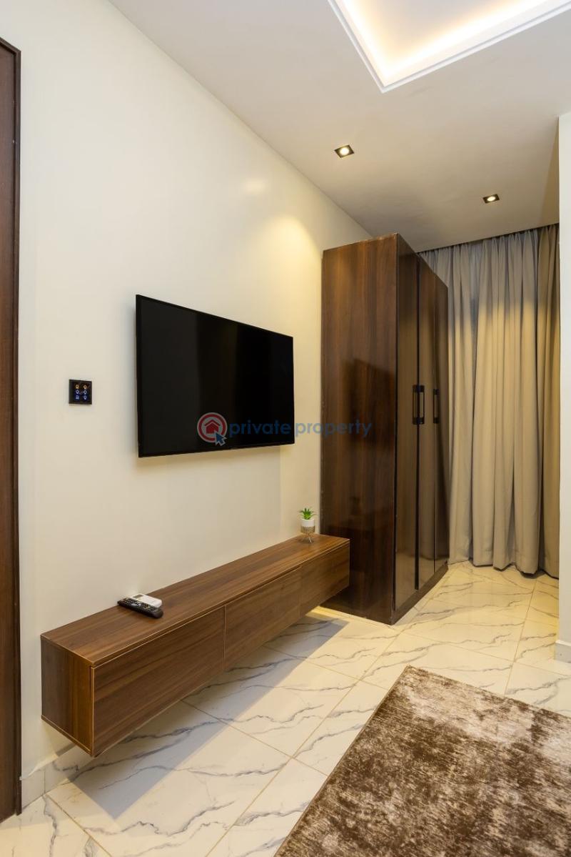 Waterfront 2-bedroom apartment with pool and gym - 4 2 bedroom Flat & Apartment Short let Lekki Phase 1 Lagos - 4