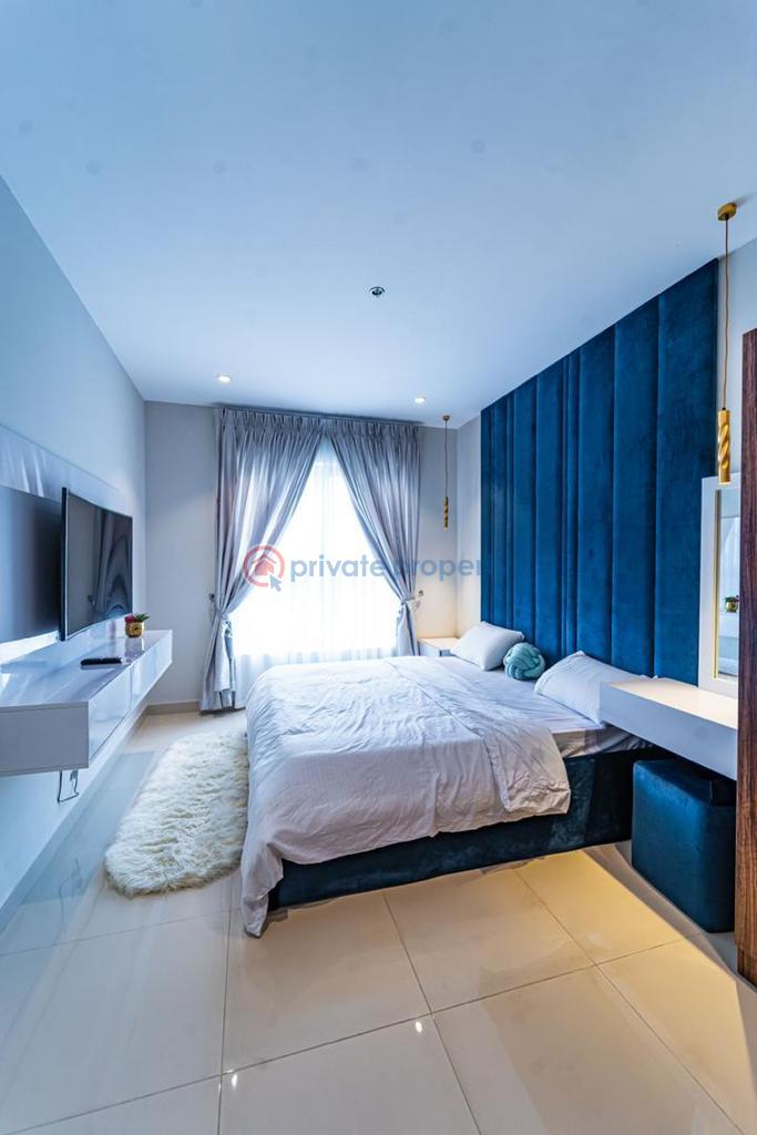 For sale 2 bedroom Block Of Flats Bluewater Apartment Lekki Lagos (PID 4PADFP) Private