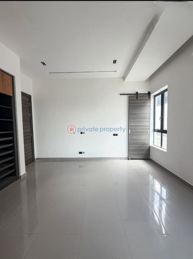 2 bedroom Penthouse For Sale Lekki Phase 1 Lagos - 3