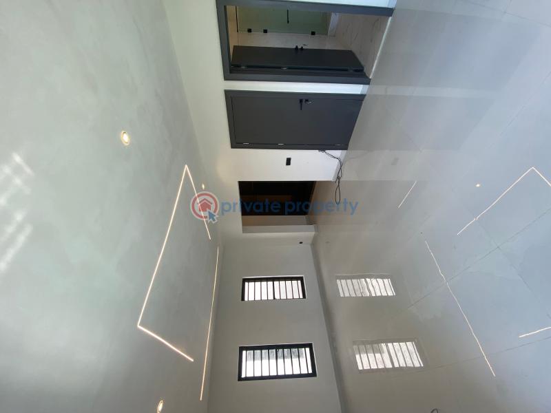 4 bedroom Detached Duplex For Sale Chevron Drive Lekki Lagos - 10