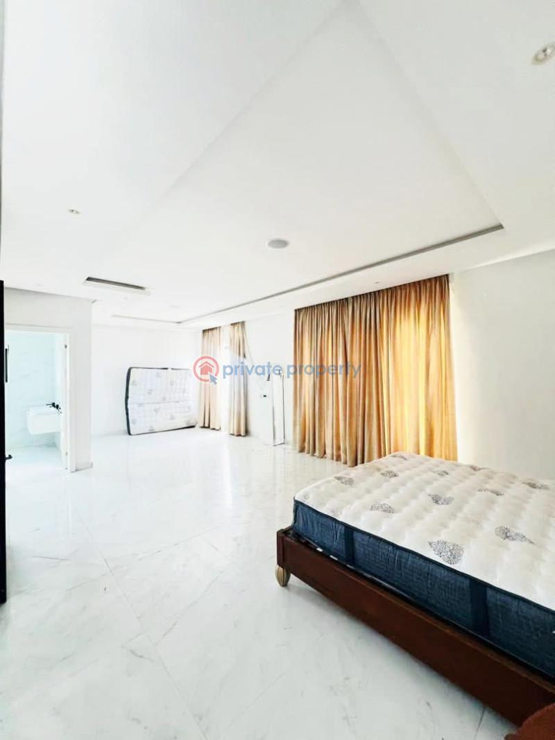 5 bedroom Maisonette For Sale Banana Island Ikoyi Lagos - 13