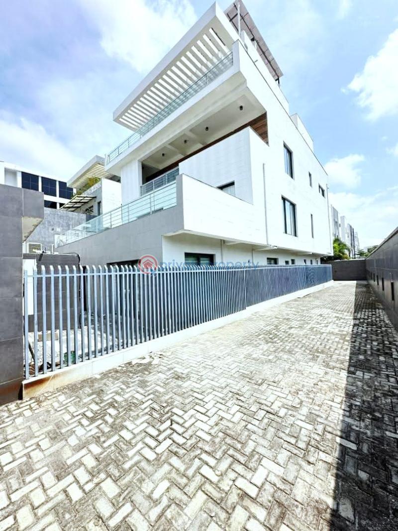 5 bedroom Maisonette For Sale Banana Island Ikoyi Lagos - 1
