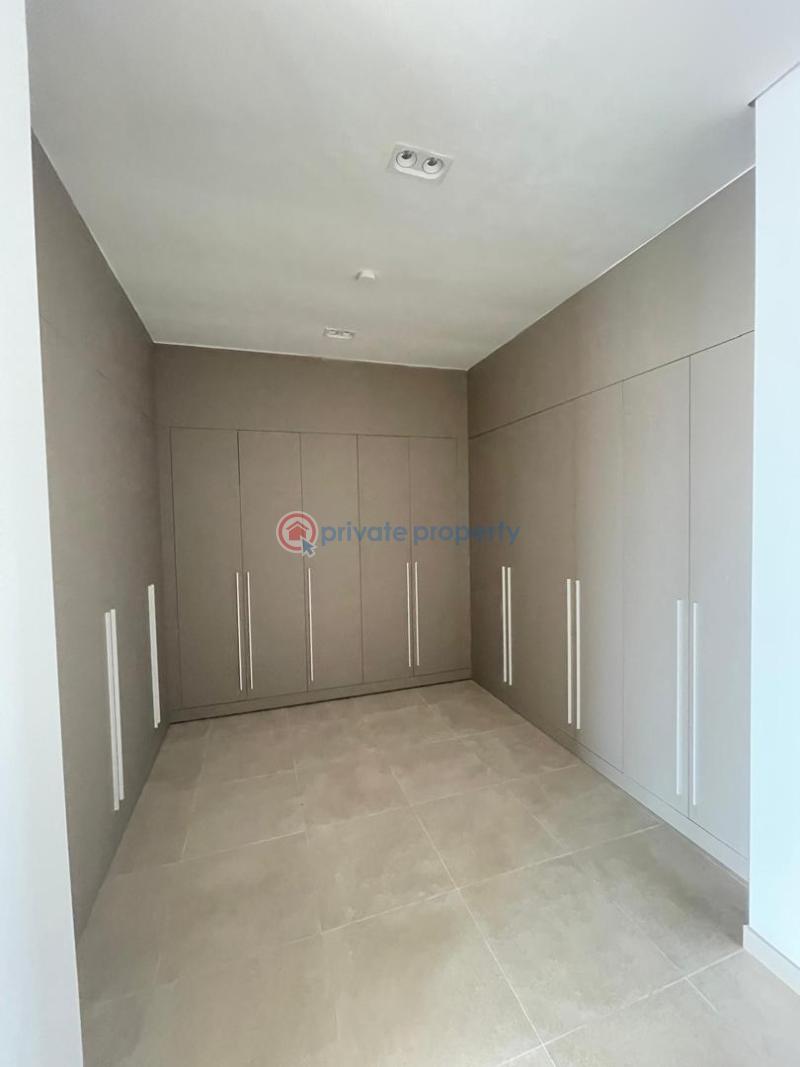 5 bedroom Detached Duplex For Sale Off 2nd Avenue Banana Island Ikoyi Lagos - 6