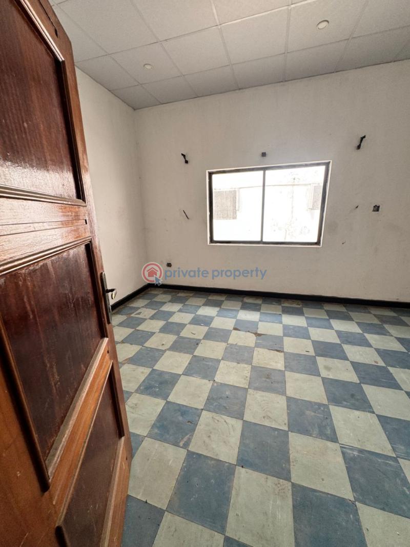 Commercial Property For Rent Victoria Island Lagos - 8
