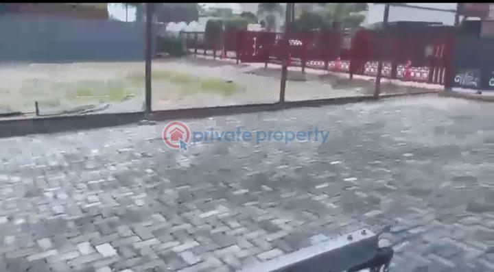 Land For Rent Lekki Phase 1 Lagos - 0