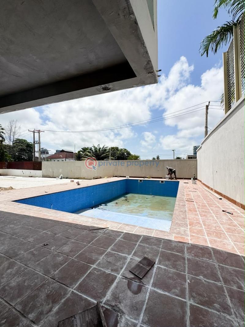 4 bedroom Maisonette For Rent Macpherson Off Bourdillon Ikoyi Lagos - 15
