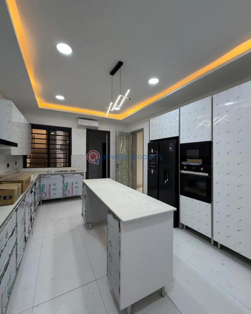 4 bedroom Maisonette For Rent Macpherson Off Bourdillon Ikoyi Lagos - 19