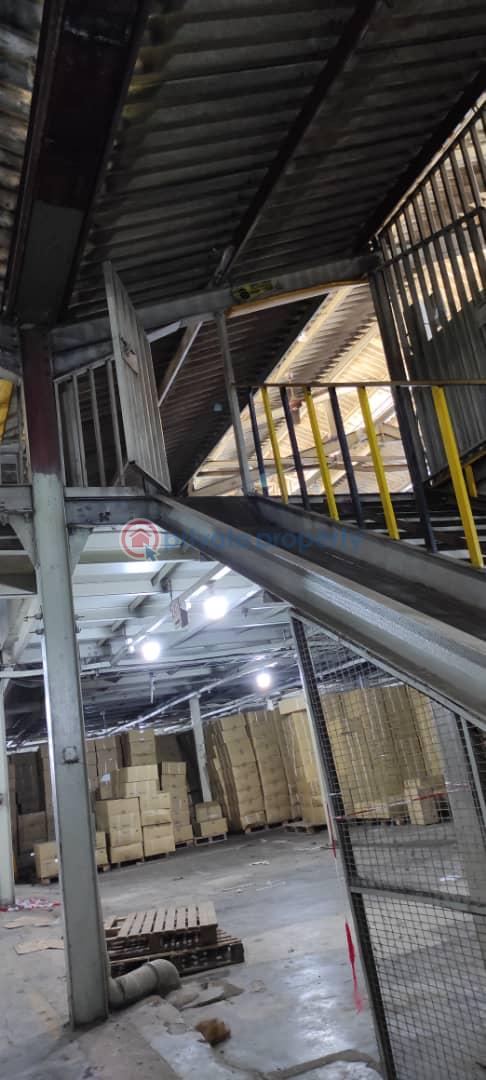 Wearhouse factory on two floors.7689sqm land. building space 12978sqm - 11 Factory For Sale Mushin By Ilupeju Mushin Lagos - 11