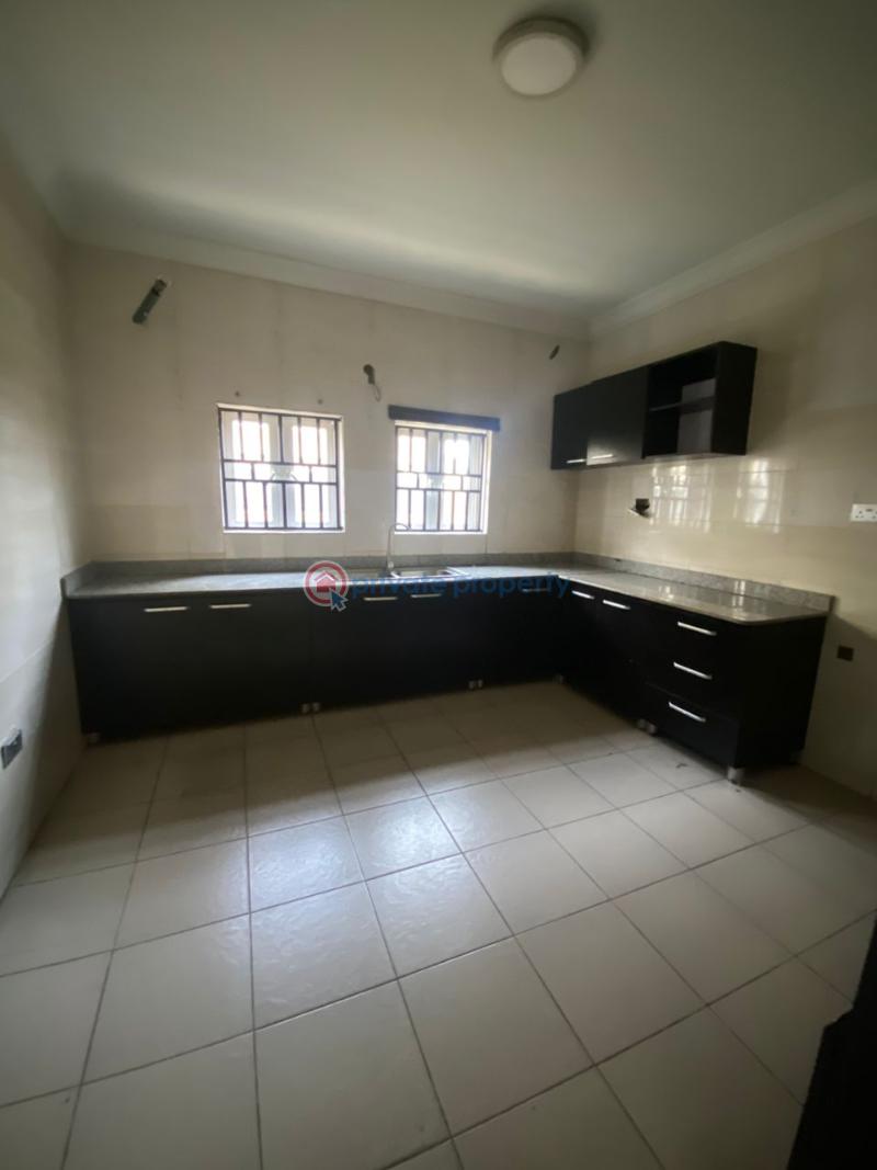 Detached Duplex For Rent Lekki Phase 1 Lagos - 6