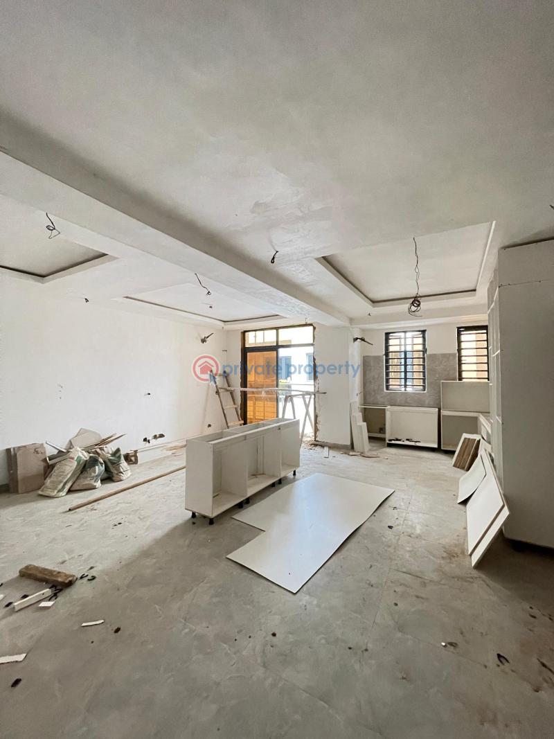 Well built 2 and 3 bedroom apartment with swimming pool, gym and elevator for investment - 3 2 bedroom Flat & Apartment For Sale Ikate Lekki Lagos - 3