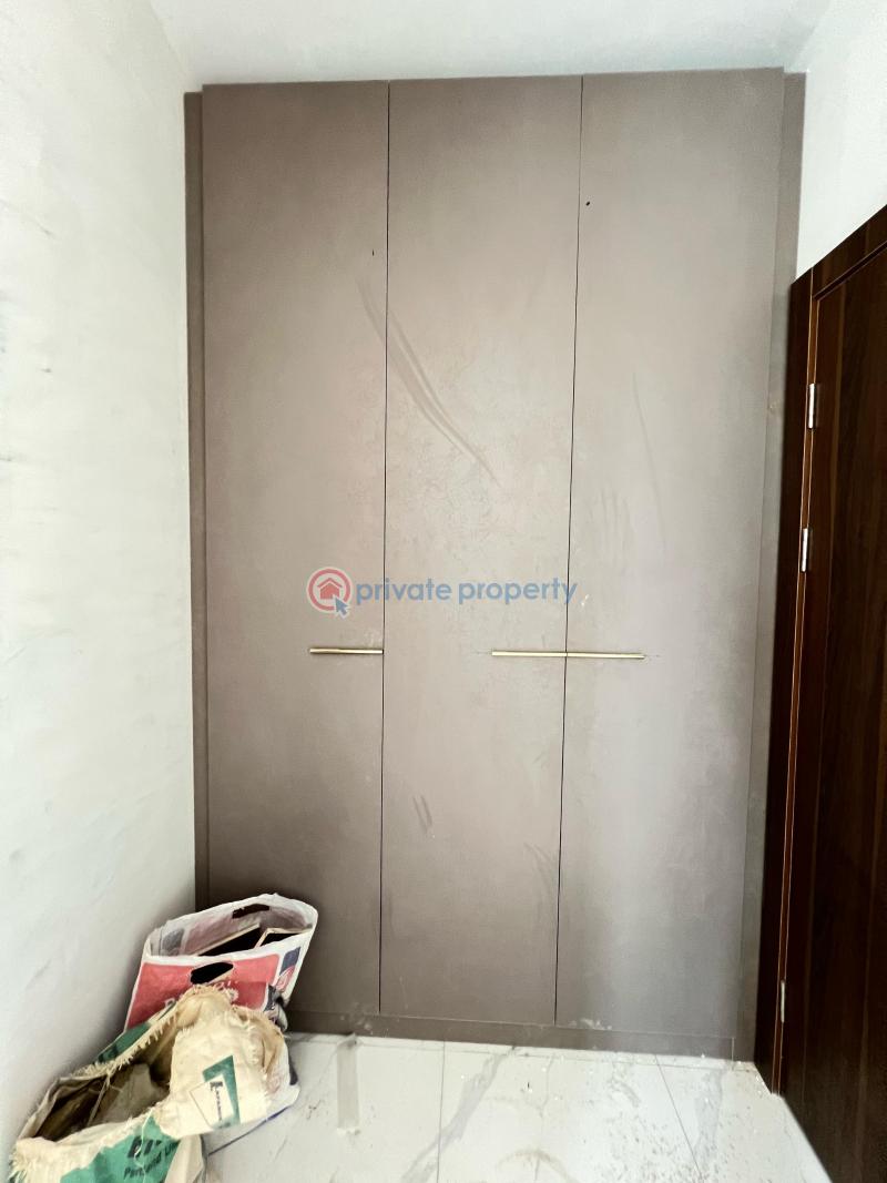 Well built 2 and 3 bedroom apartment with swimming pool, gym and elevator for investment - 8 2 bedroom Flat & Apartment For Sale Ikate Lekki Lagos - 8