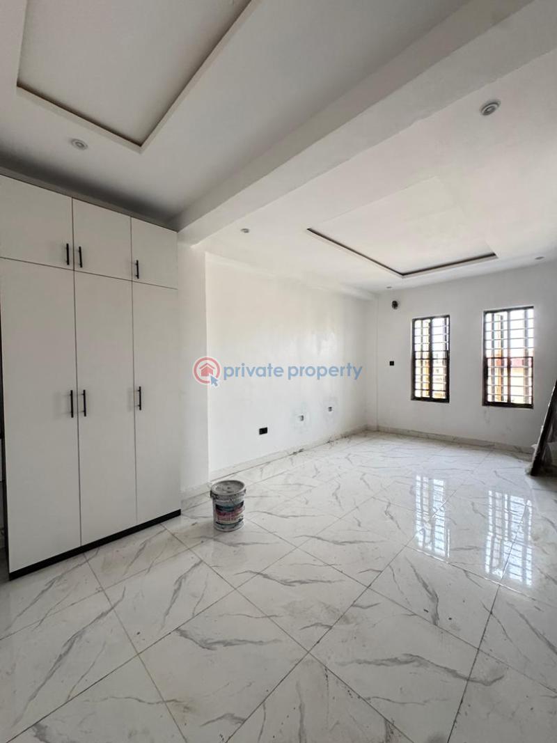 2 bedroom Block Of Flats For Sale Before Chevron Drive Igbo Efon Lekki Lagos - 3