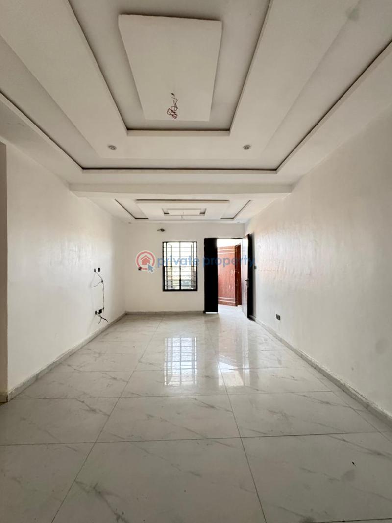 2 bedroom Block Of Flats For Sale Before Chevron Drive Igbo Efon Lekki Lagos - 1