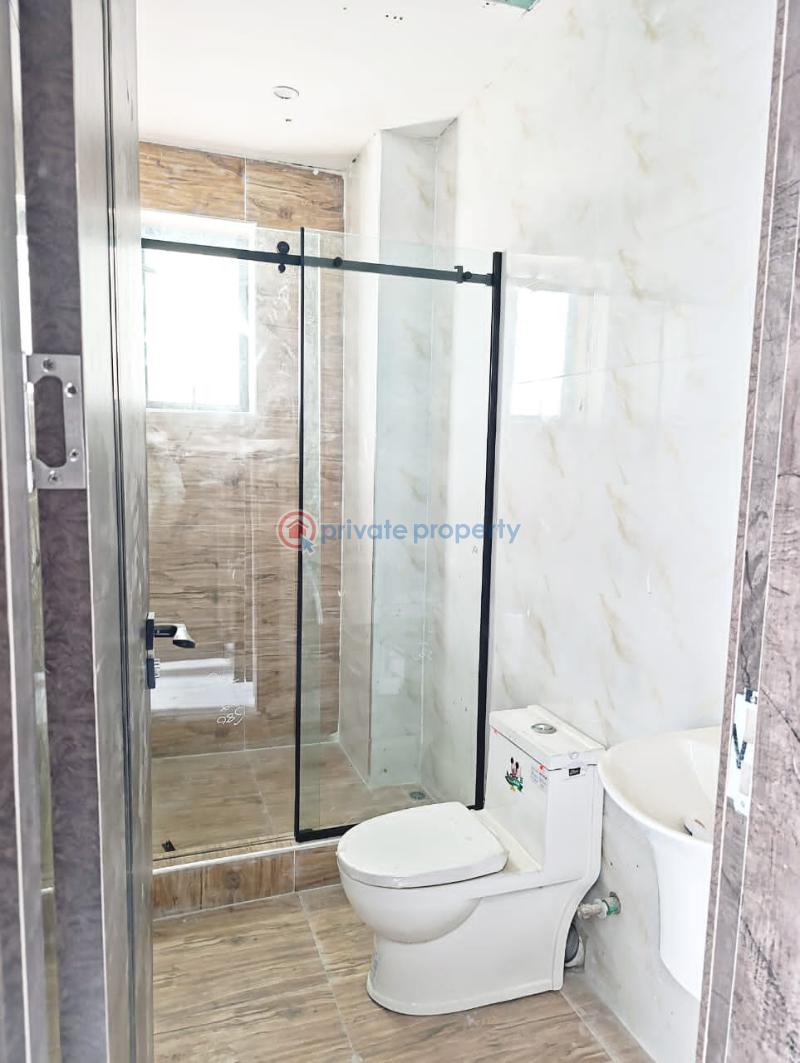 Well built 2 bedroom apartment in a secured estate - 6 2 bedroom Flat & Apartment For Sale Lekki Phase 1 Lagos - 6