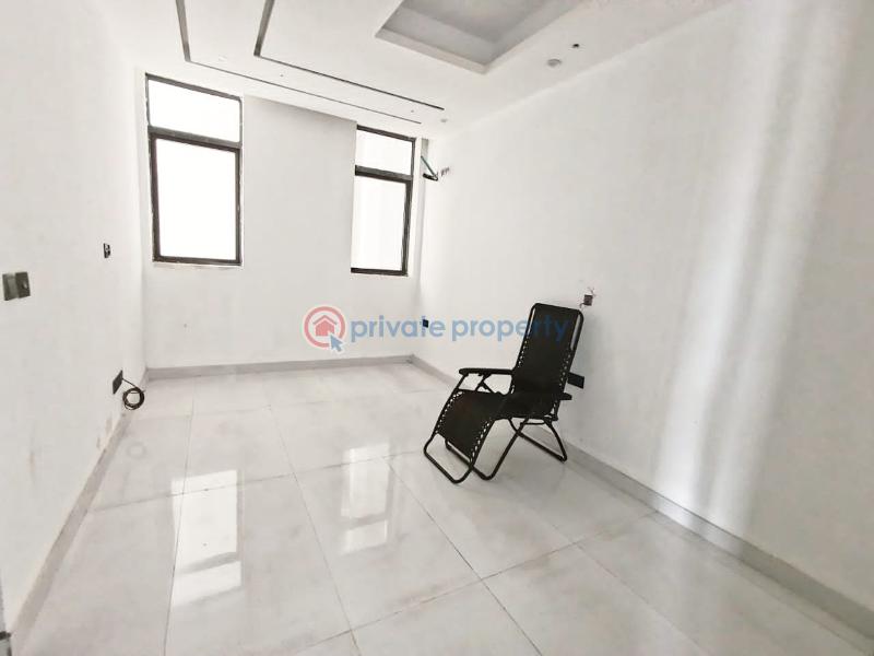 Well built 2 bedroom apartment in a secured estate - 9 2 bedroom Flat & Apartment For Sale Lekki Phase 1 Lagos - 9