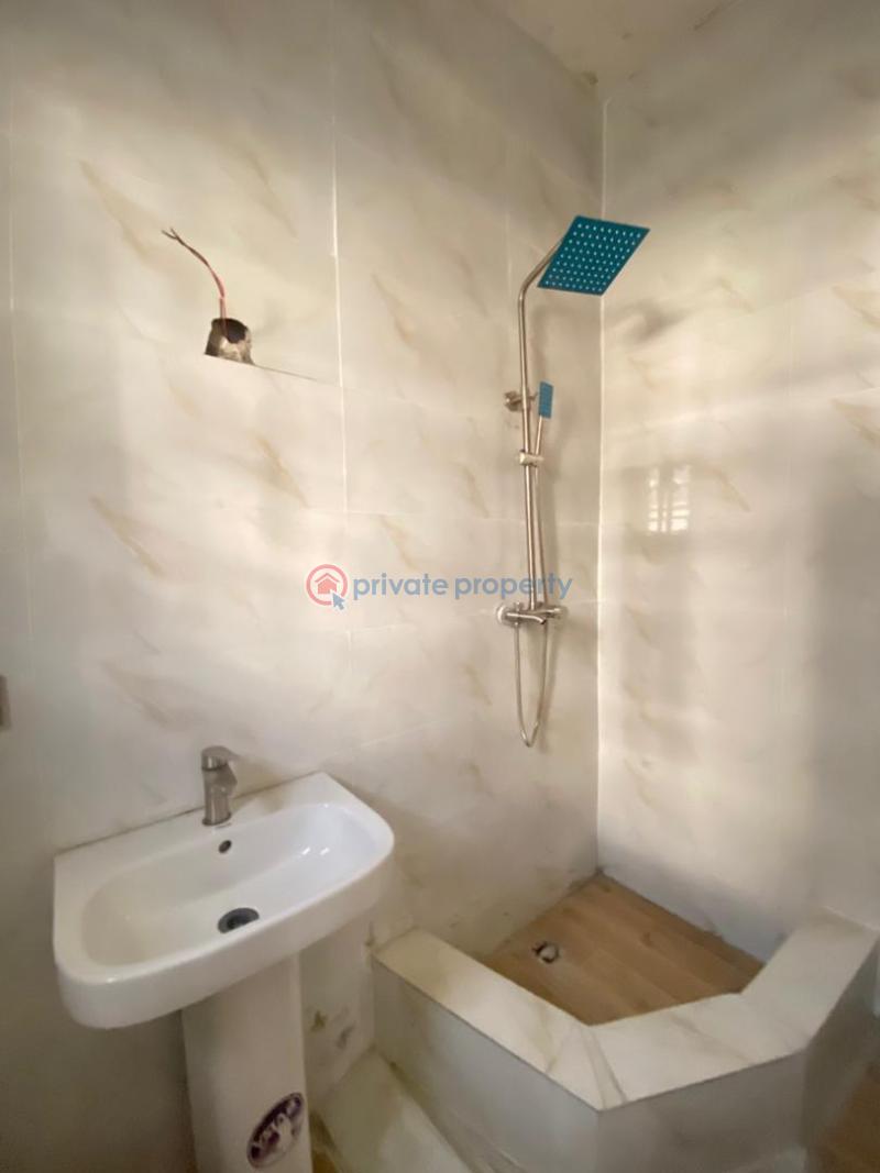 3 bedroom Flat & Apartment For Sale Ajah Lagos - 3