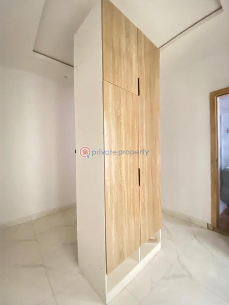 3 bedroom Flat & Apartment For Sale Ajah Lagos - 8
