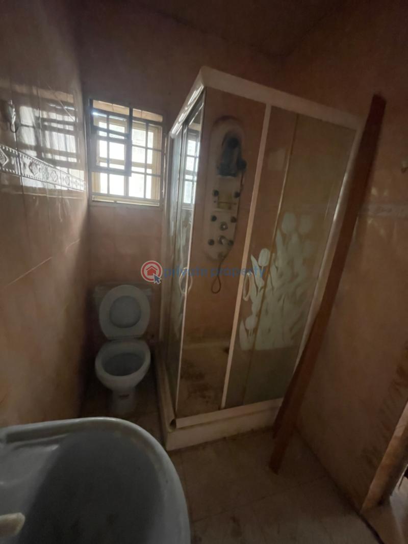 3 bedroom Block Of Flats For Rent Ajah Lagos - 10