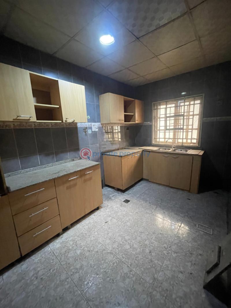 3 bedroom Block Of Flats For Rent Ajah Lagos - 5