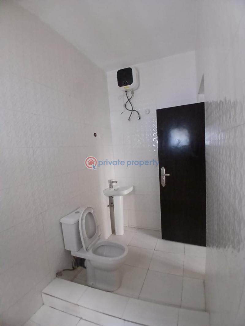 3 bedroom Block Of Flats For Rent Jahi Abuja Phase 2  - 13