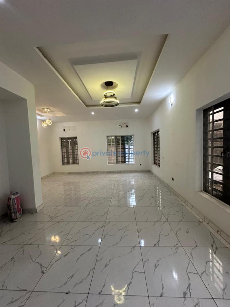 3 bedroom Block Of Flats For Rent Victoria Island Lagos - 1