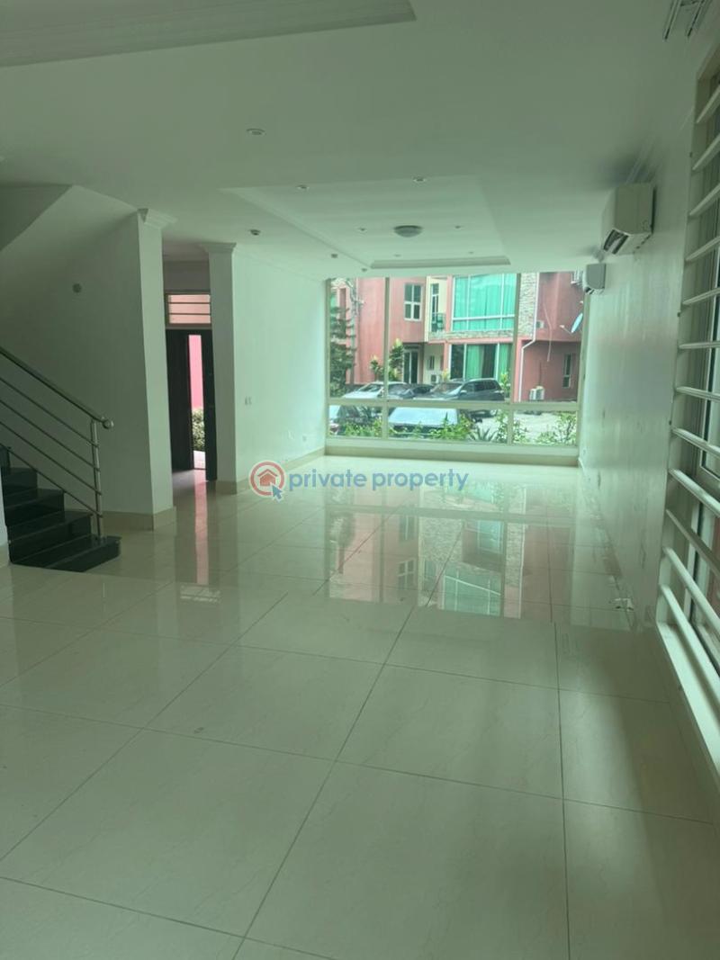 Well-built 3bedroom maisonette+bq+swimming pool+gym+elevator - 17 3 bedroom Maisonette For Rent Off Glover Old Ikoyi Lagos - 17