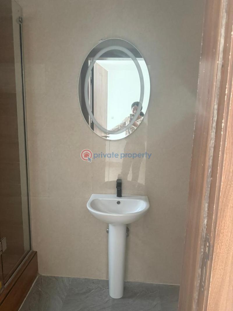 Well-built 3bedroom maisonette+bq+swimming pool+gym+elevator - 20 3 bedroom Maisonette For Rent Off Glover Old Ikoyi Lagos - 20