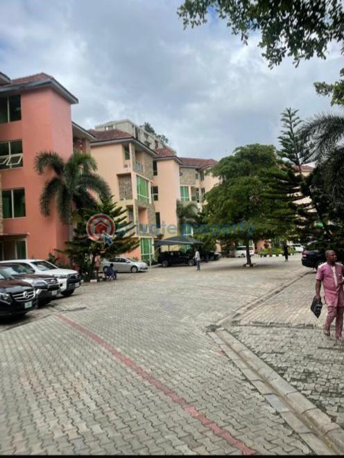 Well-built 3bedroom maisonette+bq+swimming pool+gym+elevator - 1 3 bedroom Maisonette For Rent Off Glover Old Ikoyi Lagos - 1