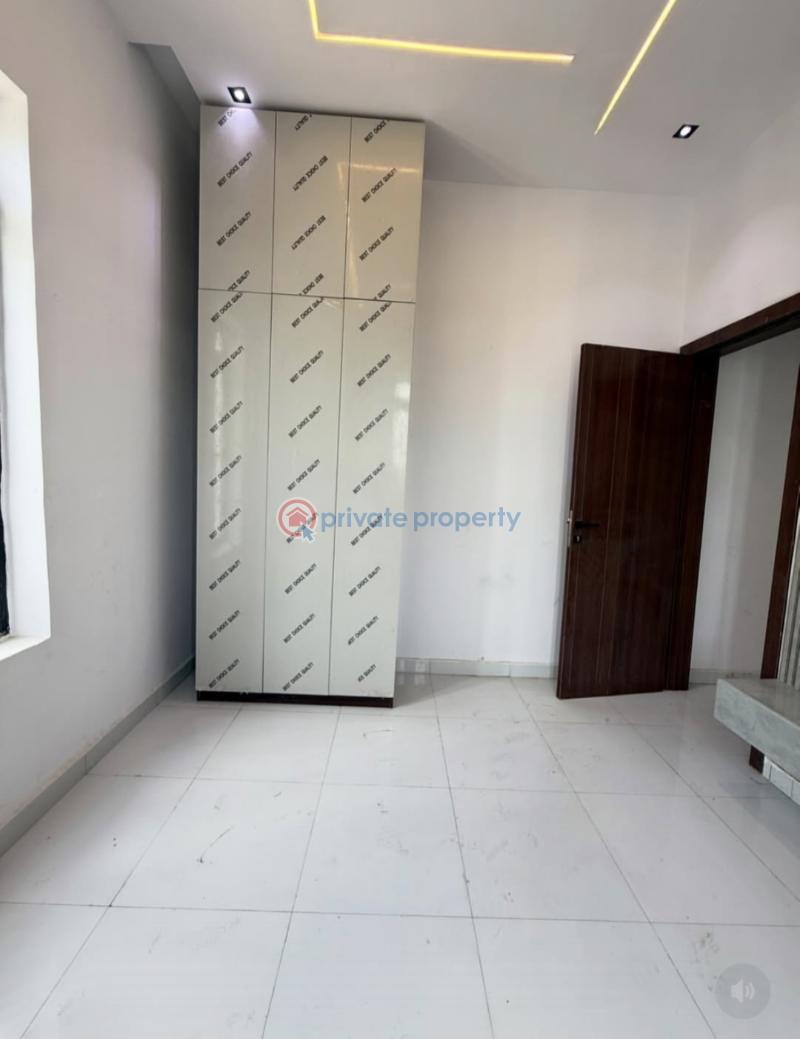 4 bedroom Detached Duplex For Sale Abraham Adesanya Ajah Lagos - 9