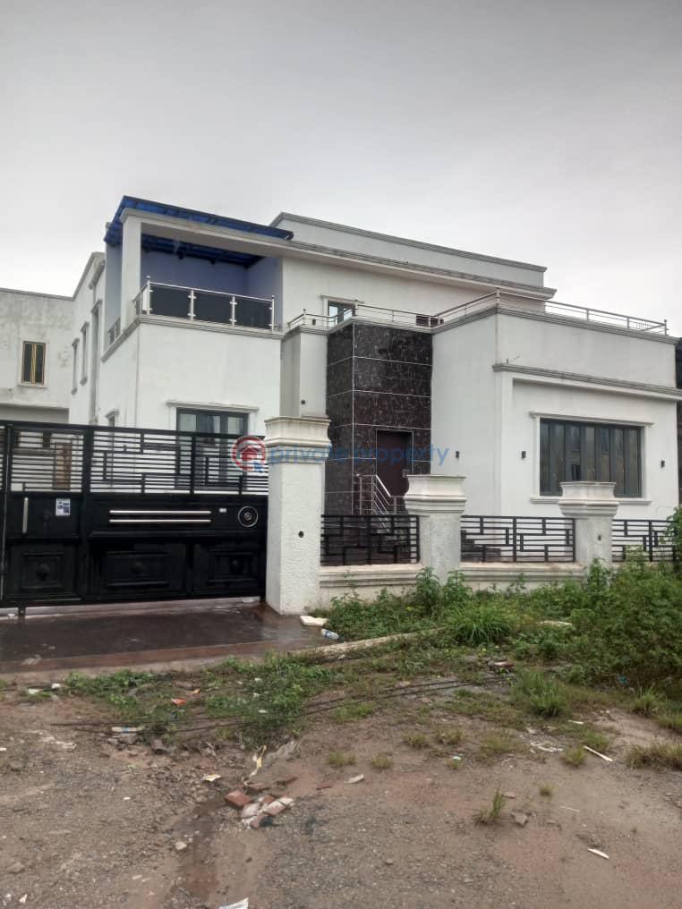 Well built 4 bedroom duplex with bq - 0 4 bedroom Duplex For Sale Lugbe Abuja Phase 4  - 0