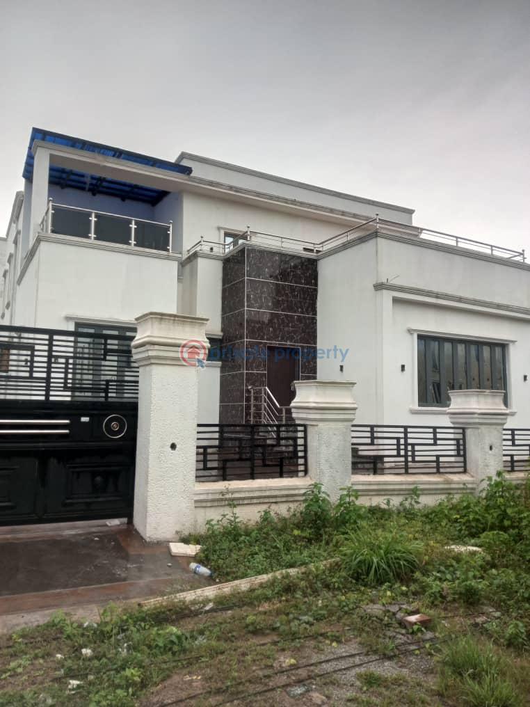 Well built 4 bedroom duplex with bq - 1 4 bedroom Duplex For Sale Lugbe Abuja Phase 4  - 1