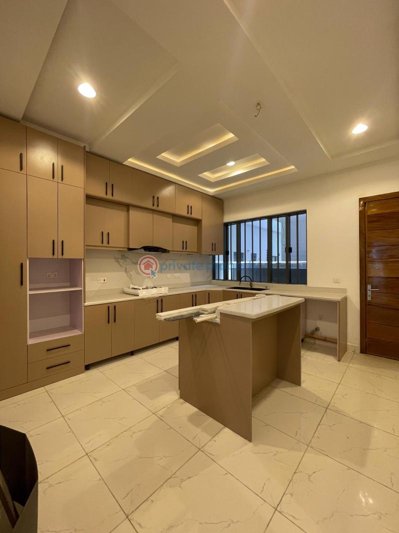 Well built 4 bedroom semi detaced duplex with bq in a serene environment - 6 4 bedroom Semi detached Duplex For Sale Osapa London Lekki Lagos - 6