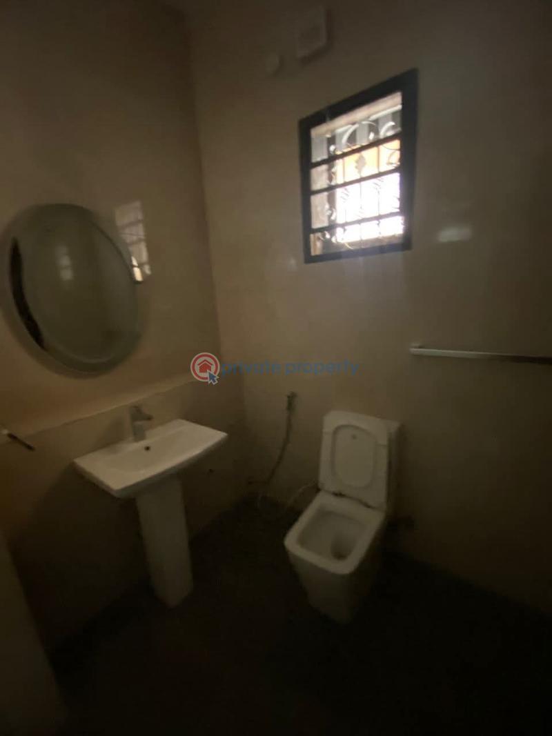 Well built 4-bedroom  semi detached duplex - 8 4 bedroom Semi detached Duplex For Rent Osapa London Lekki Lagos - 8