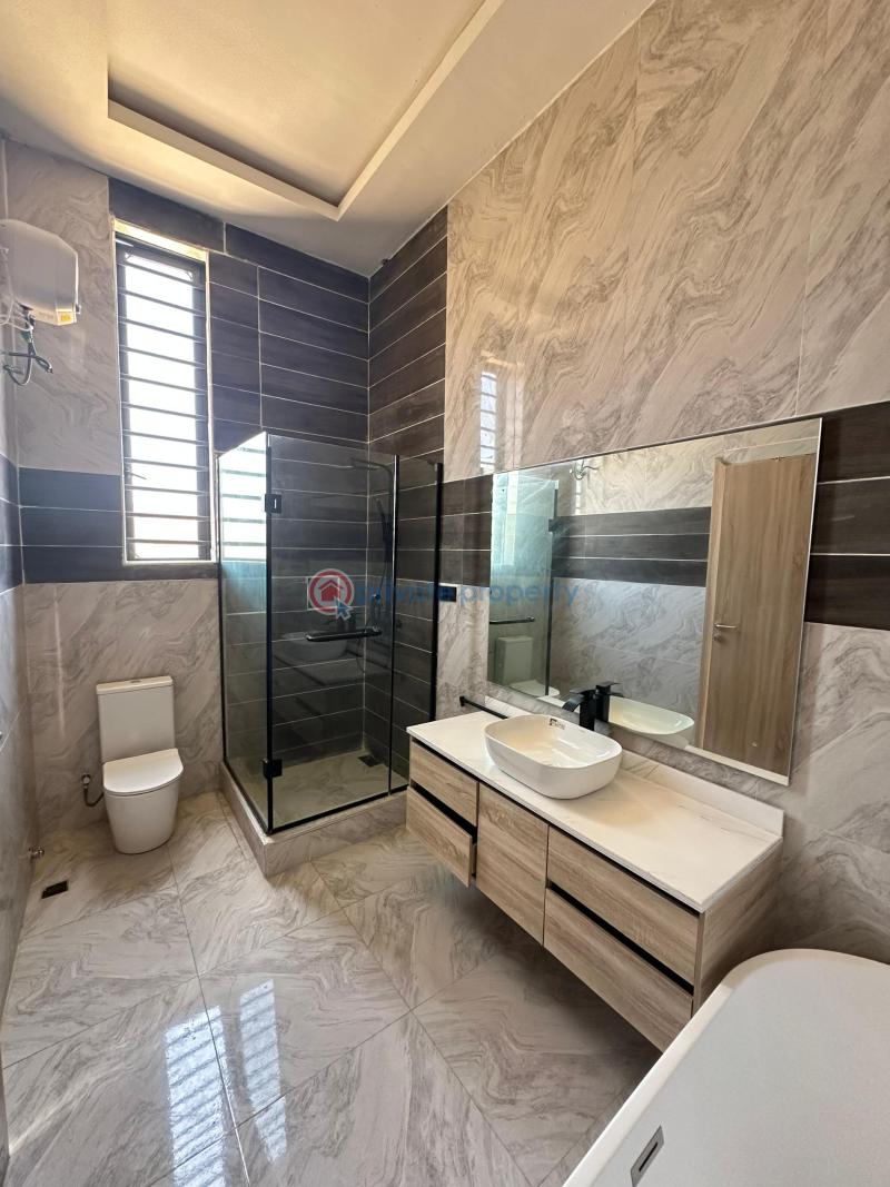 4 bedroom Semi detached Duplex For Sale 2nd Toll Gate Chevron Drive Lekki Lagos - 3