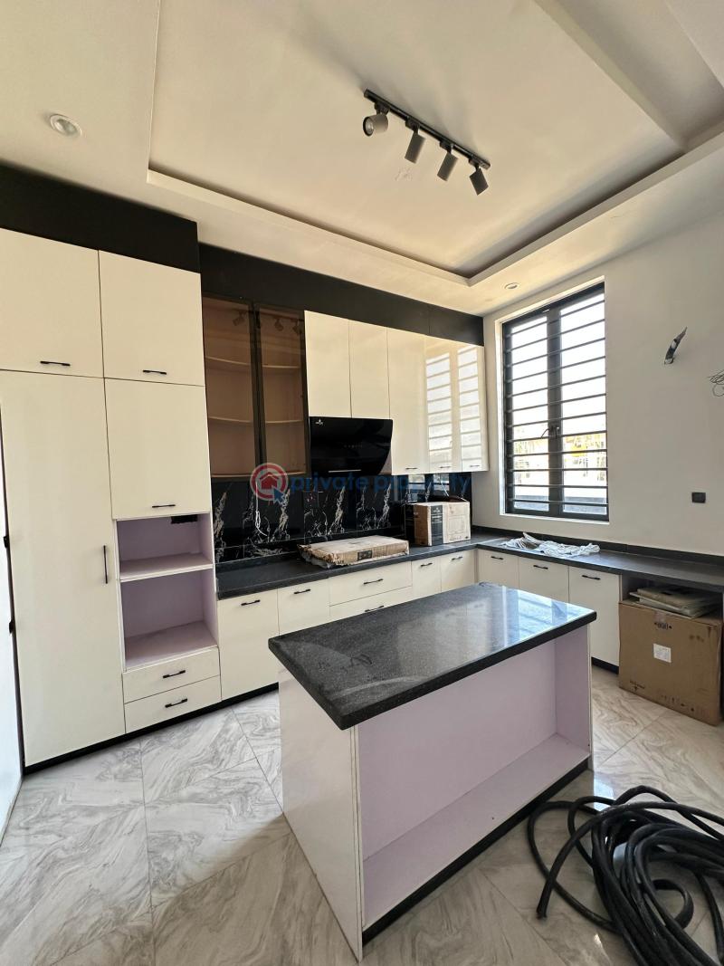 4 bedroom Semi detached Duplex For Sale 2nd Toll Gate Chevron Drive Lekki Lagos - 4