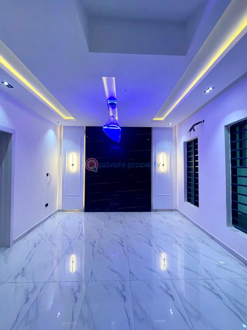 4 bedroom Terraced Duplex For Sale Estate Lekki Lagos - 3