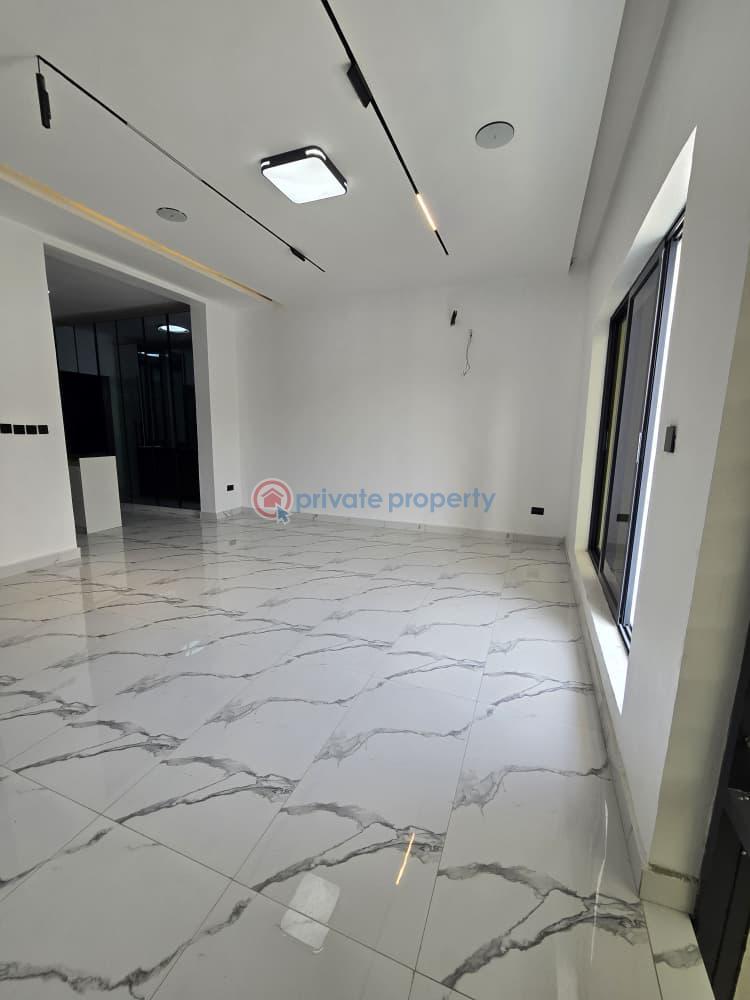 4 bedroom Terrace For Sale Estate Osapa Lekki Lagos - 6