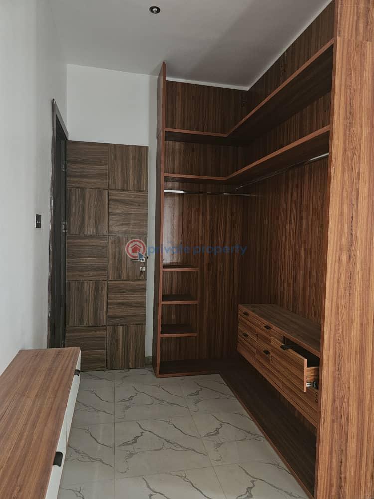 Well built 5 bedroom detached duplex with bq - 16 5 bedroom Detached Duplex For Sale Magodo Phase 2, Kosofe/Ikosi Lagos - 16