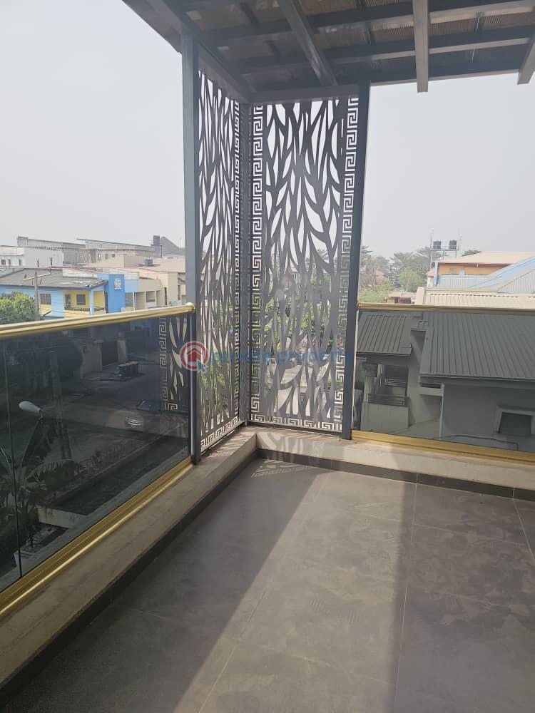 Well built 5 bedroom detached duplex with bq - 10 5 bedroom Detached Duplex For Sale Magodo Phase 2, Kosofe/Ikosi Lagos - 10