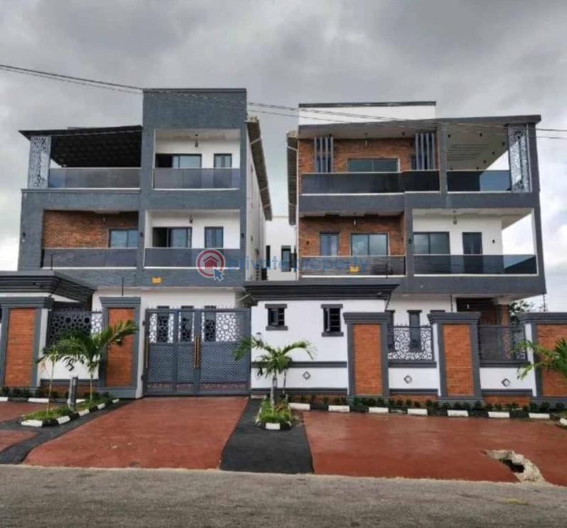 5 bedroom Detached Duplex For Sale Magodo Phase 2, Kosofe/Ikosi Lagos - 0