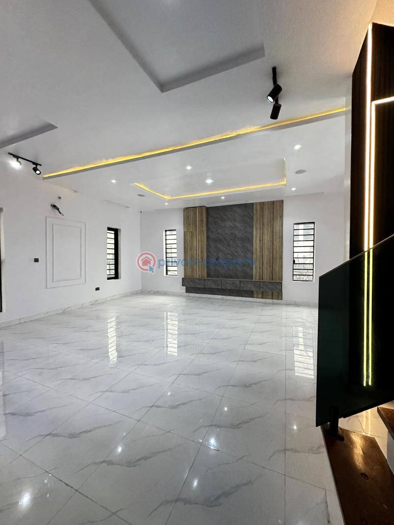 Well built 5 bedroom fully detached duplex with bq, underground rooms and water view - 8 5 bedroom Detached Duplex For Sale Ajah Lagos - 8