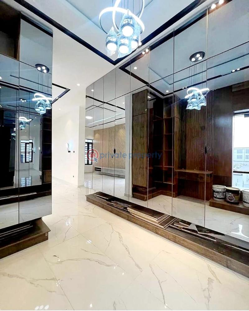 5 bedroom Detached Duplex For Sale Ologolo Lekki Lagos - 9