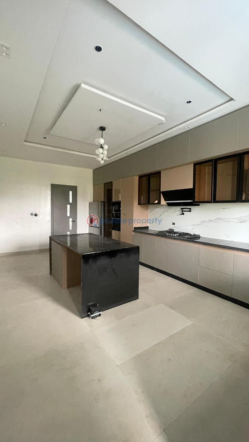 5 bedroom Semi detached Duplex For Sale Ikate Elegushi Lekki Lagos - 4