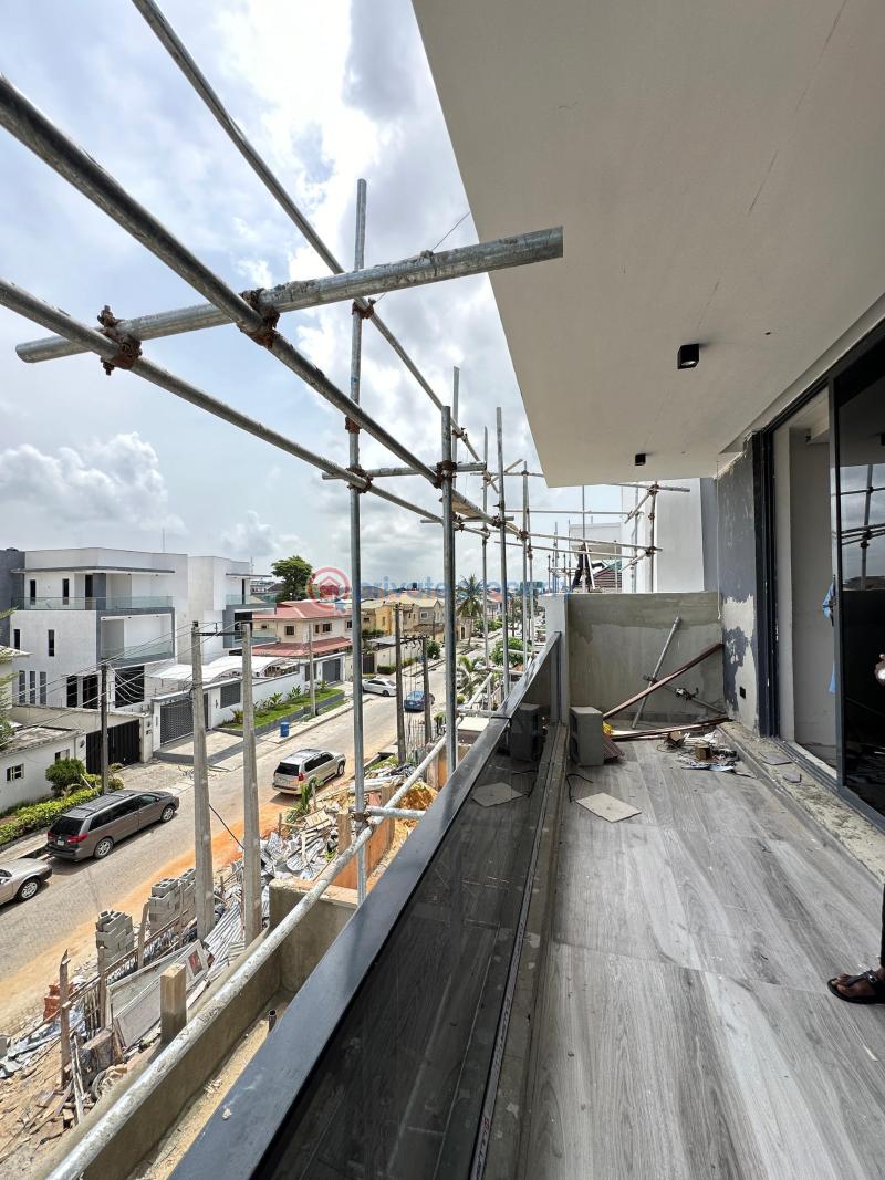 Well built 5bedroom fully detached duplex with swimming pool gym and cinema - 13 5 bedroom Detached Duplex For Sale Lekki Phase 1 Lagos - 13