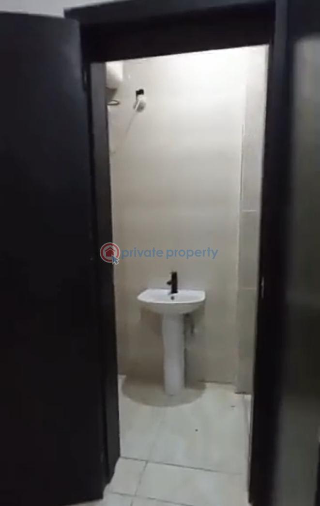 Well built & spacious mini flat with open plan kitchen- video available - 2 1 bedroom Mini Flat For Rent Royal Pine Estate Gate 3 Orchid Road Lekki Lagos - 2