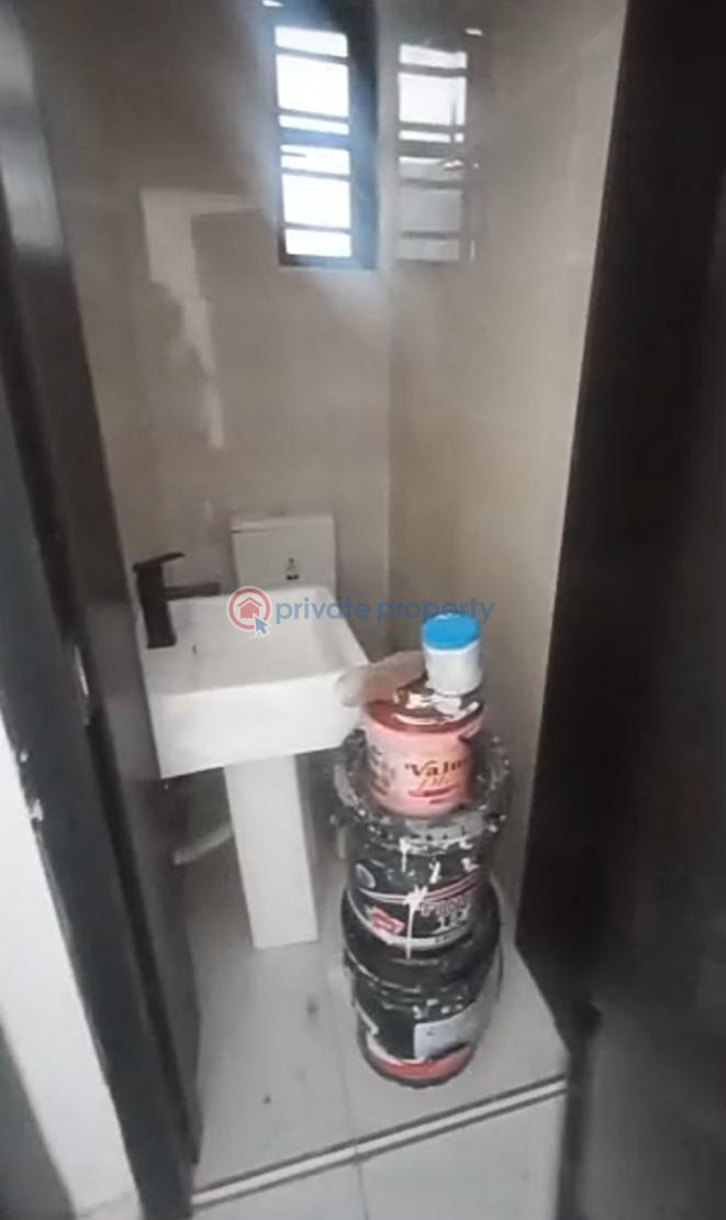 Well built & spacious mini flat with open plan kitchen- video available - 4 1 bedroom Mini Flat For Rent Royal Pine Estate Gate 3 Orchid Road Lekki Lagos - 4