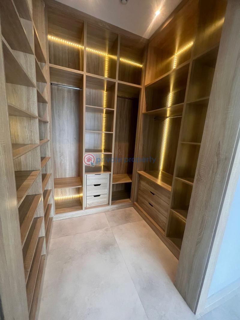 Well built and spacious  3 bedroom apartment - 9 Flat & Apartment For Sale Lekki Phase 1 Lagos - 9