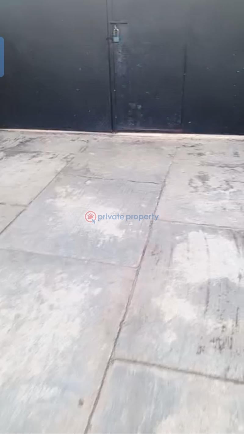 Block Of Flats For Sale Ekae Sapele Road Close To Winners Church, Benin City Edo State. Benin Edo - 4